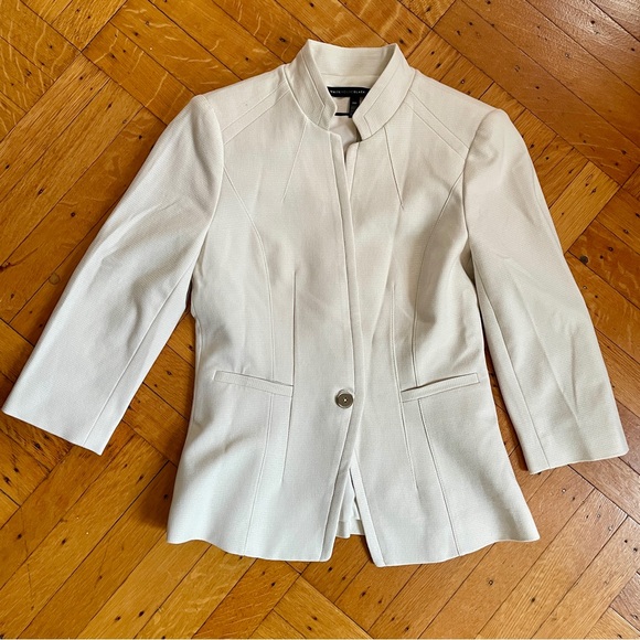 WHBM One Button No Collar 3/4 Sleeve Blazer in Cream Bone Off-White - Picture 1 of 12